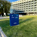 Apartamento Al-dom Seaside Z Bocznym Widokiem Na Morze I Miejscem W Hali Garazowej *