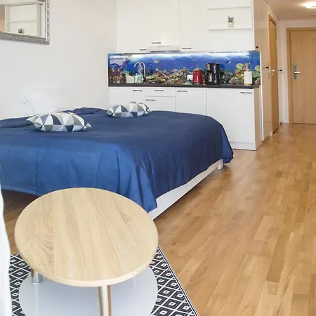 Apartment Al-dom Seaside Z Bocznym Widokiem Na Morze I Miejscem W Hali Garazowej