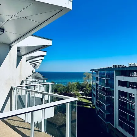 Al-dom Seaside Z Bocznym Widokiem Na Morze I Miejscem W Hali Garazowej Apartman *