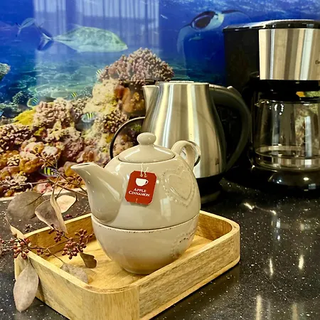 Al-dom Seaside Z Bocznym Widokiem Na Morze I Miejscem W Hali Garazowej Apartman *