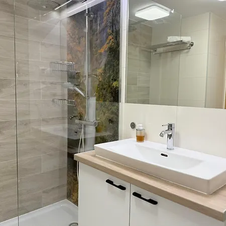 Apartman Al-dom Seaside Z Bocznym Widokiem Na Morze I Miejscem W Hali Garazowej *