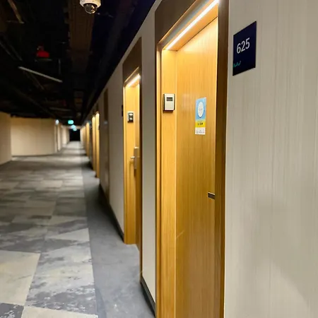 Al-dom Seaside Z Bocznym Widokiem Na Morze I Miejscem W Hali Garazowej Apartman *